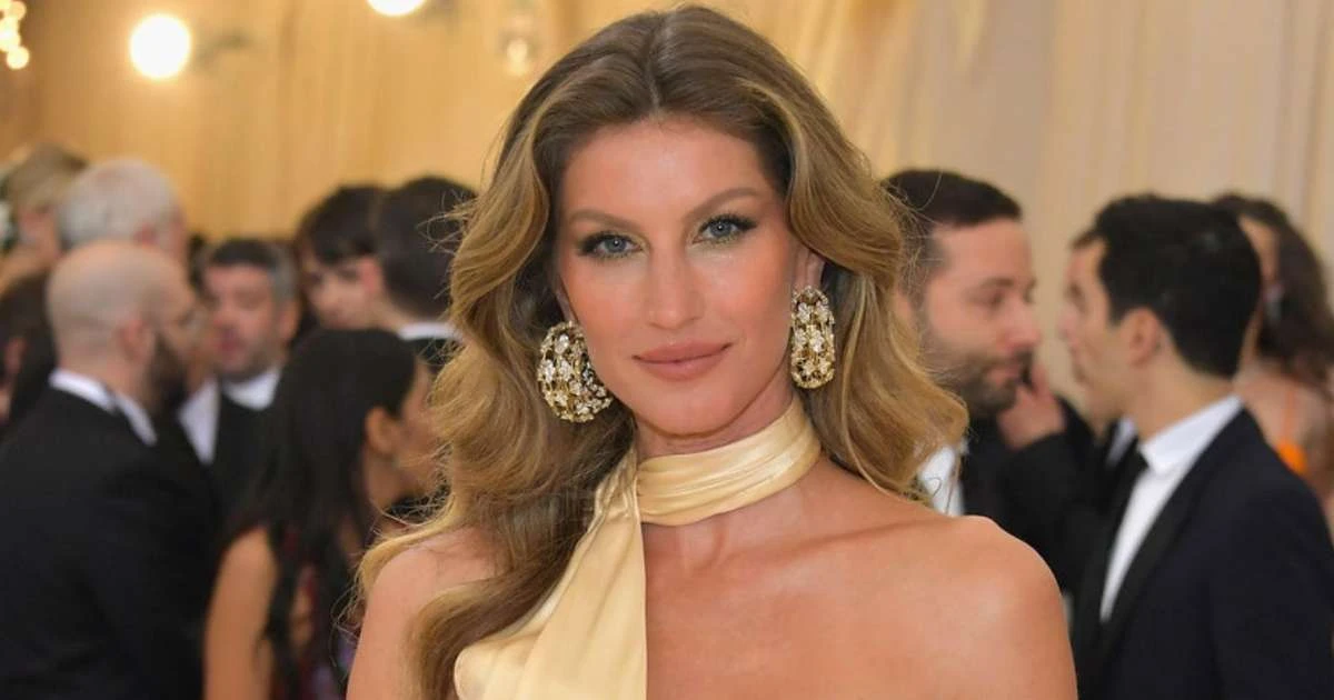 Mais barato que suplemento: aos 45 anos, Gisele Bündchen aposta em chá de camomila com toque especial para relaxar, dormir melhor e manter a pele saudável