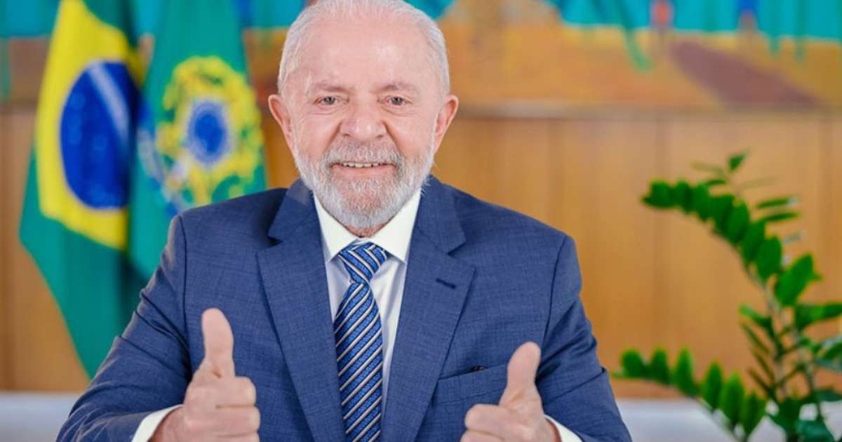 'Hora de jogar tudo que não presta no lixo', diz Lula aos estudantes inscritos para o Enem