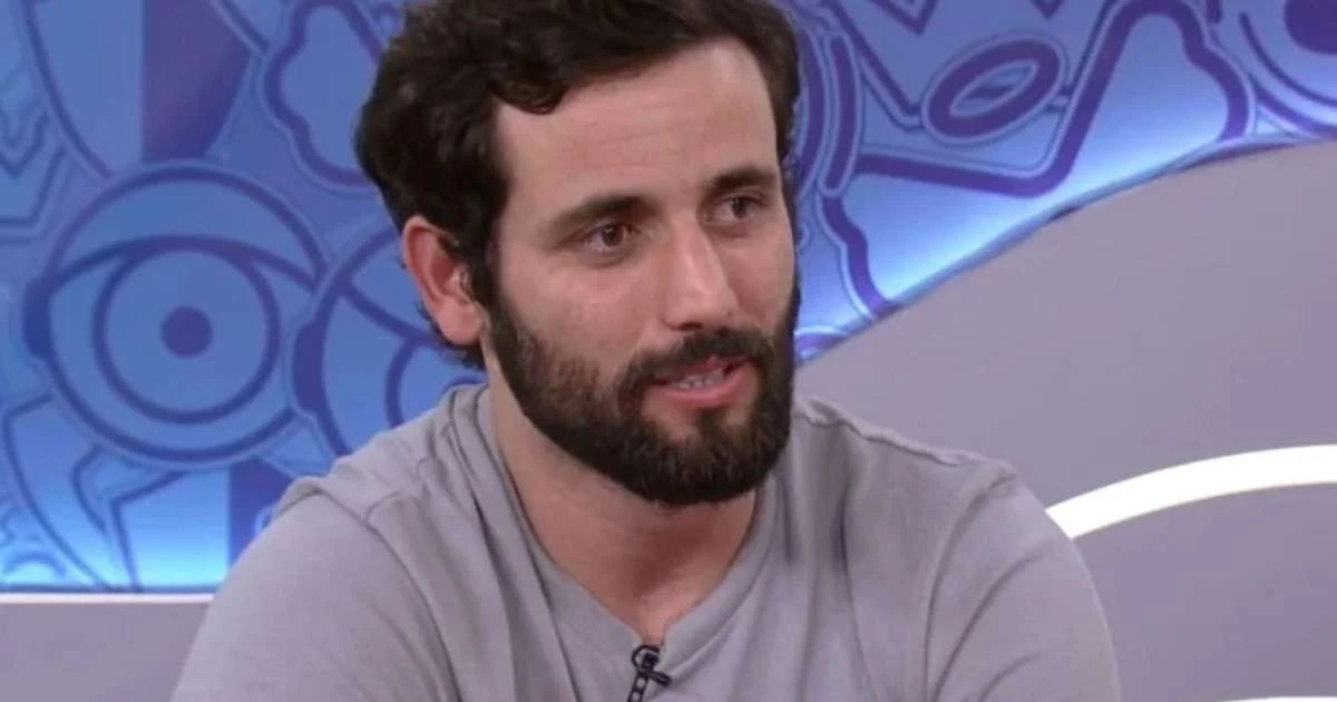 Web debocha e detona surpresa do ex-BBB Matteus para namorada: 'Desconfiem'