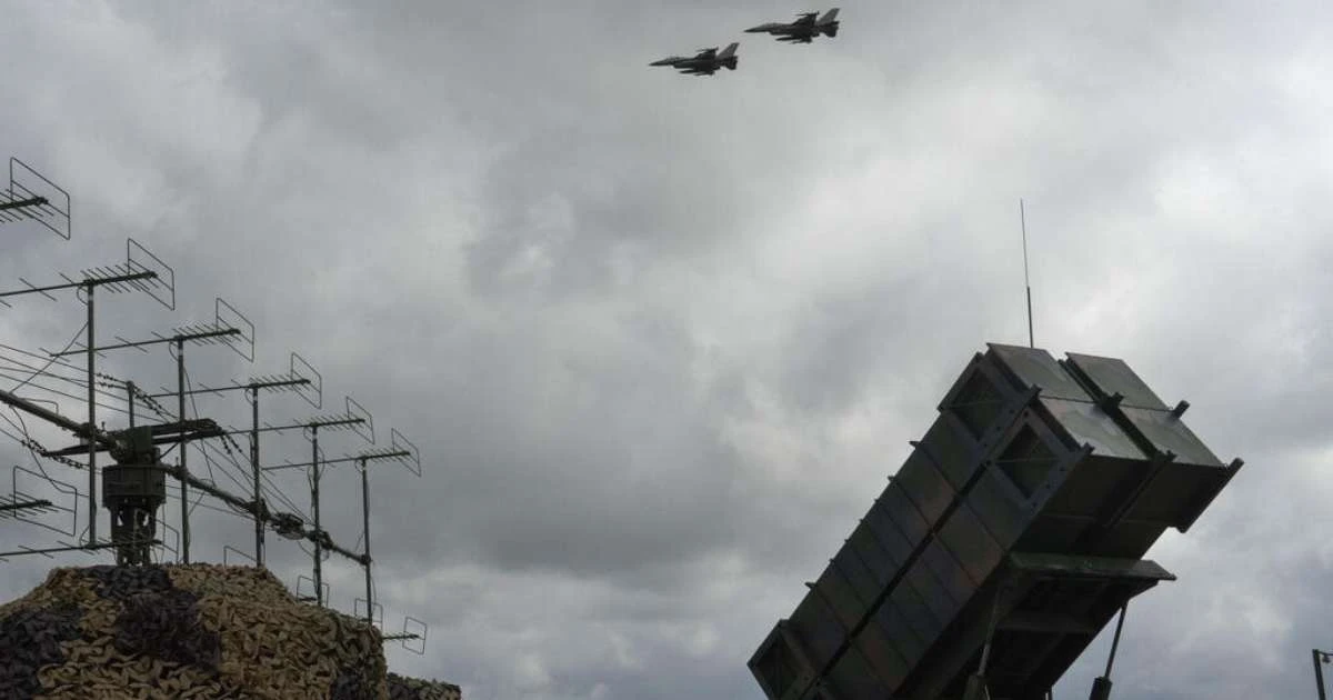 Trump anuncia envio de mísseis Patriot à Ucrânia e recebe secretário-geral da OTAN na Casa Branca