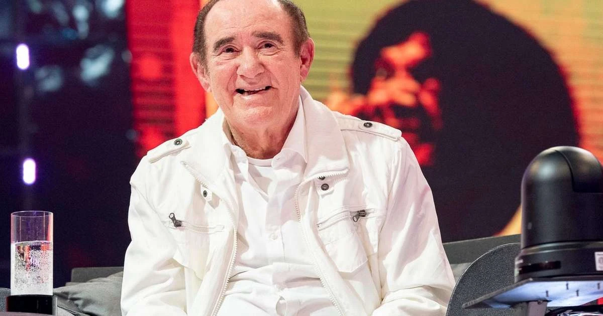 Há 45 anos, Renato Aragão admitiu diferença na educação com a filha Juliana Aragão: 'Tratada com mais...'