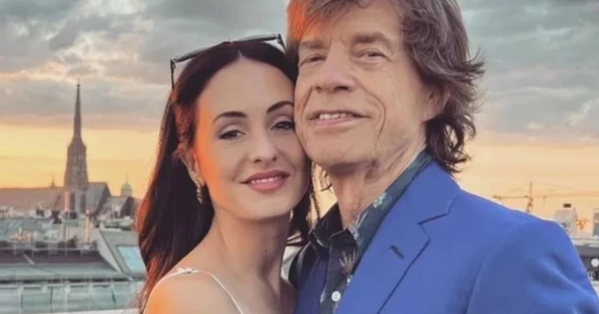 43 anos mais jovem, conheça a noiva de Mick Jagger que dispensou o altar