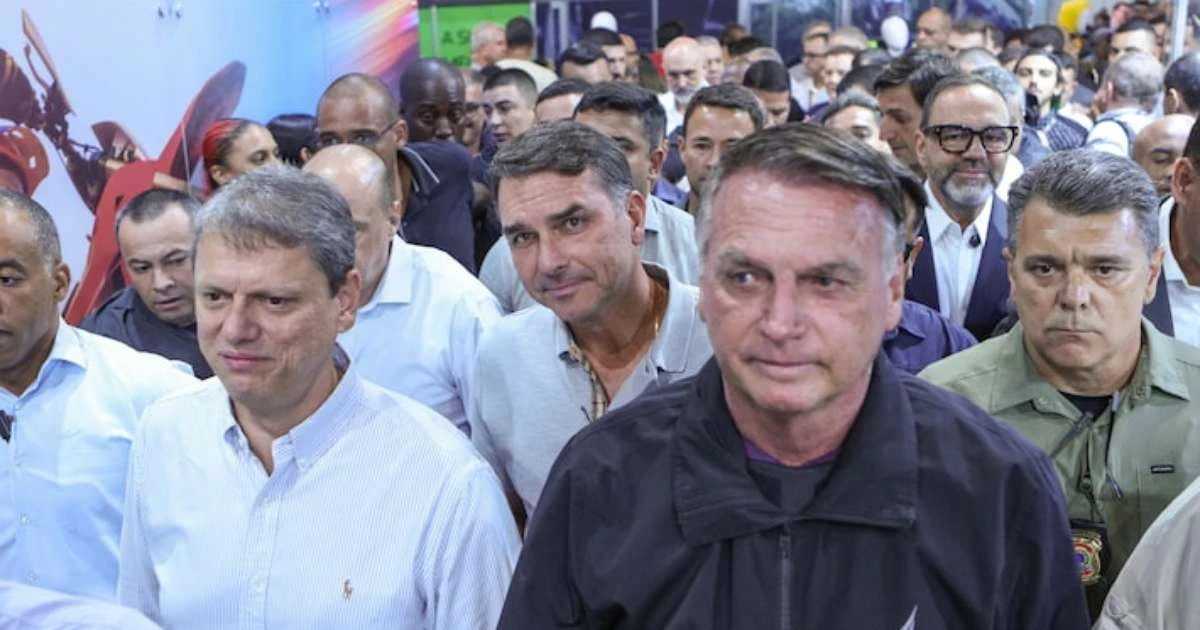Inelegível, Jair Bolsonaro publica vídeo reafirmando que tentará ser candidato à Presidência em 2026