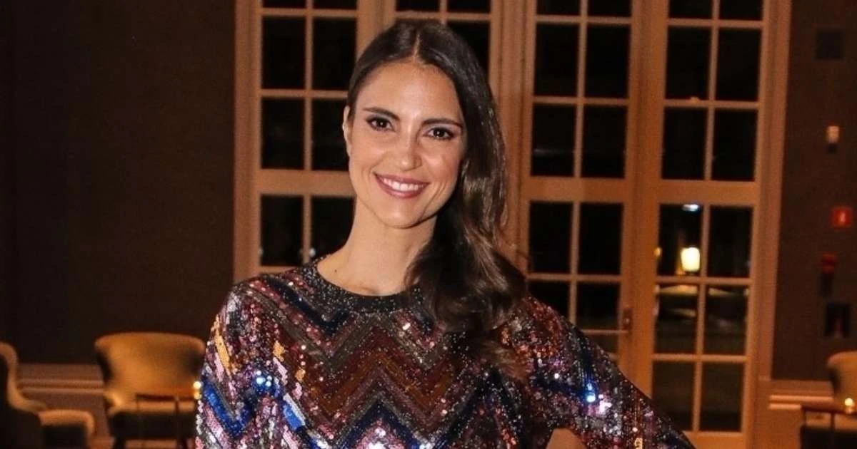 'Bagunçou a minha cabeça': agora na Band, Chris Flores revela ligação por entre ataques por entrevista com mãe de Larissa Manoela e saída do SBT