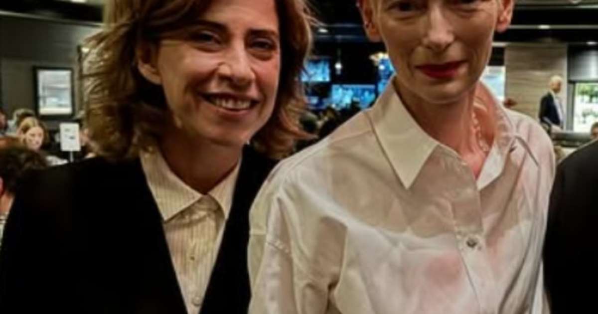 Marido de Tilda Swinton entra na onda dos memes brasileiros e elogia Fernanda Torres