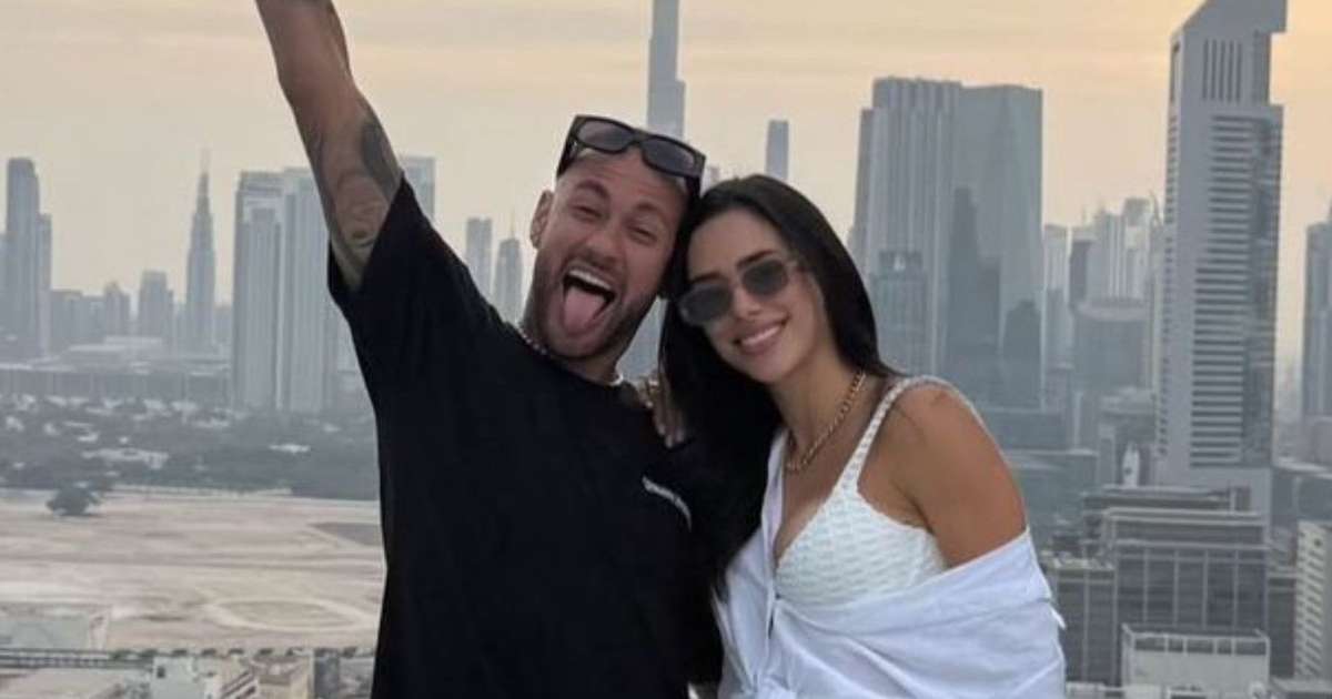 Às vésperas do Réveillon, Neymar e Bruna Biancardi trocam declarações na Arábia Saudita