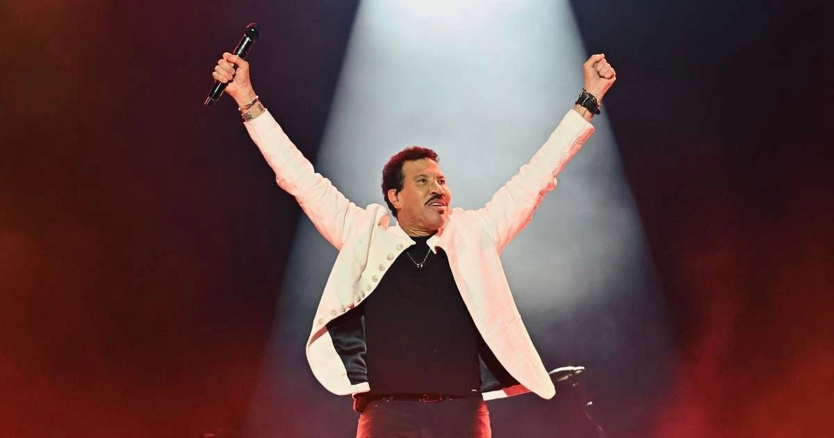 Lionel Richie confirma show no Brasil; veja data e local
