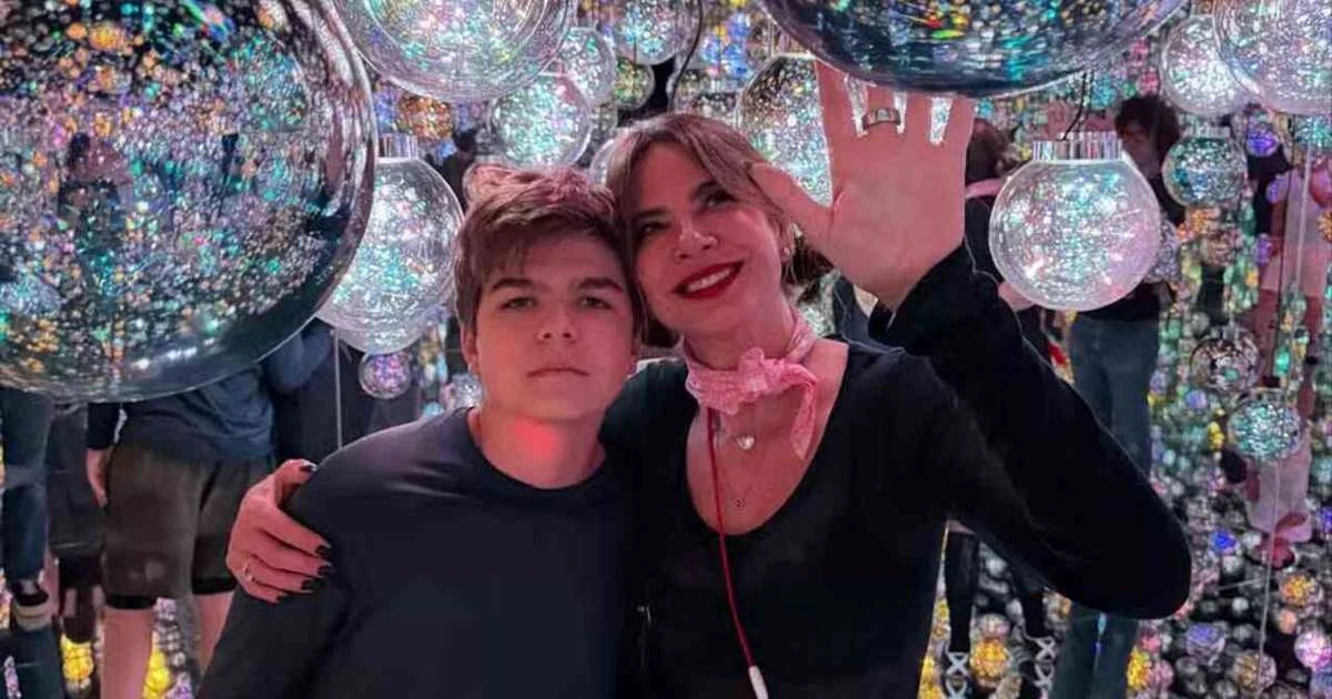 Luciana Gimenez abre álbum de viagem pelo Japão com o filho