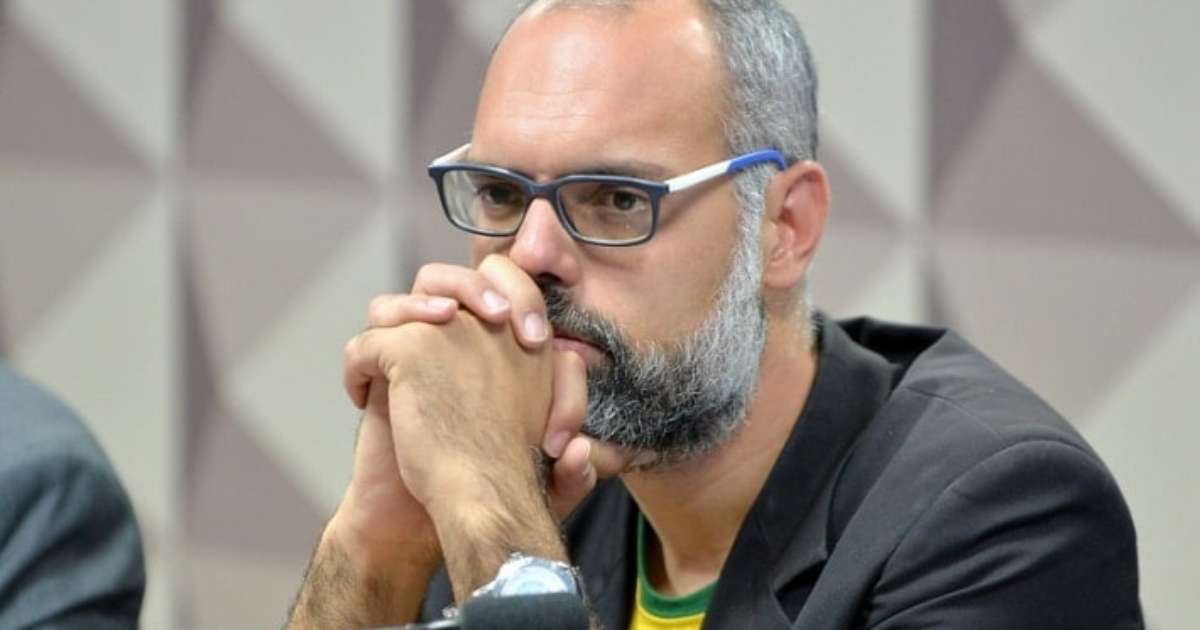 Moraes manda Meta e X apresentarem dados de Allan dos Santos à PF