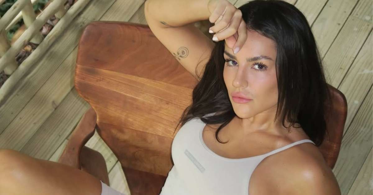 Veja o antes e depois! Kéfera revela mudança no corpo e explica processo de definição