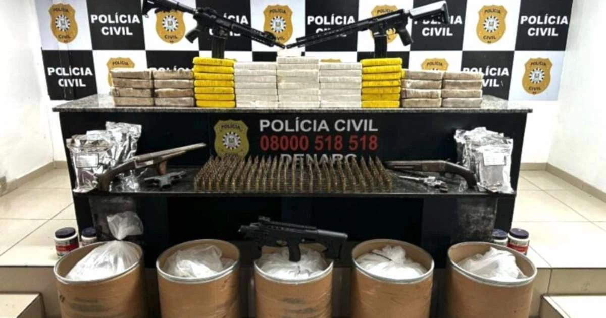 Grande operação do Denarc encontra Laboratório de cocaína e arsenal com fuzis no RS