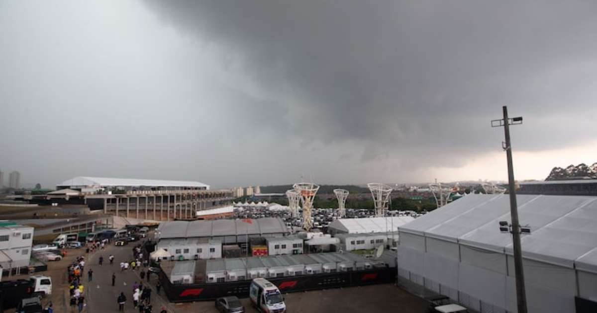 Chove na zona sul de SP: Santo Amaro fica em alerta e Interlagos vê temporal no autódromo