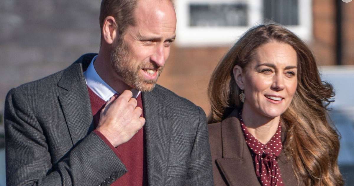 Príncipe William e Kate Middleton revelam dividir a cama com uma 