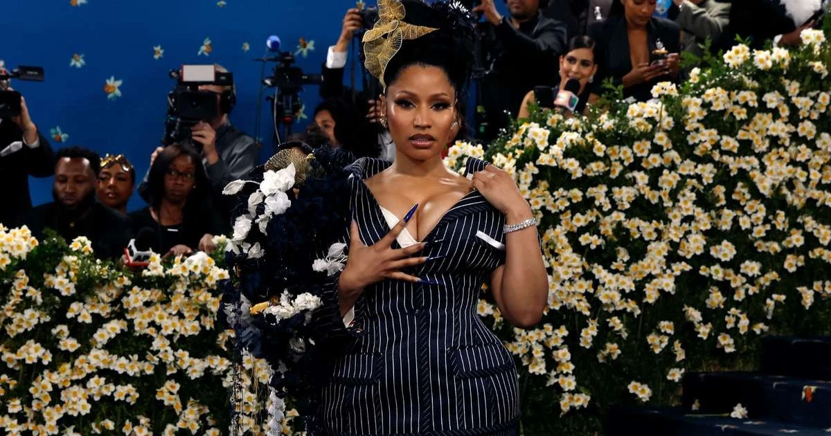 Nicki Minaj mistura política, Jay-Z e primo com testículos inchados; entenda