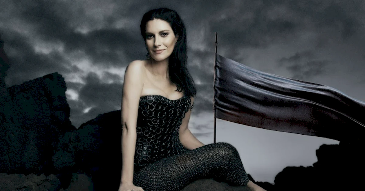 Laura Pausini fará história com show em estádio no Brasil em 2027