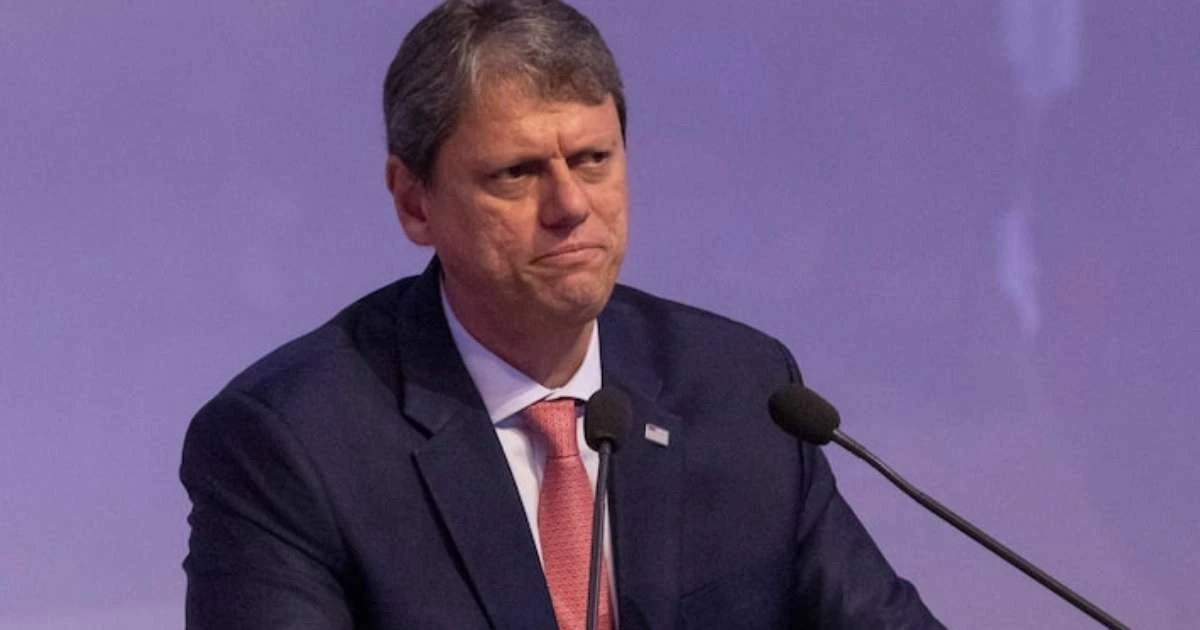 Tarcísio se reelegeria governador de SP se eleição de 2026 fosse hoje, aponta pesquisa