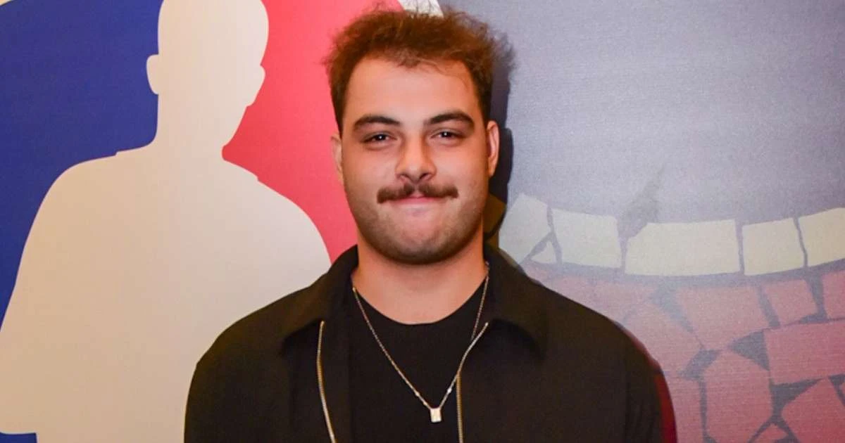 Filho de Patrícia Poeta faz rara aparição após passar por 19 cirurgias; veja fotos