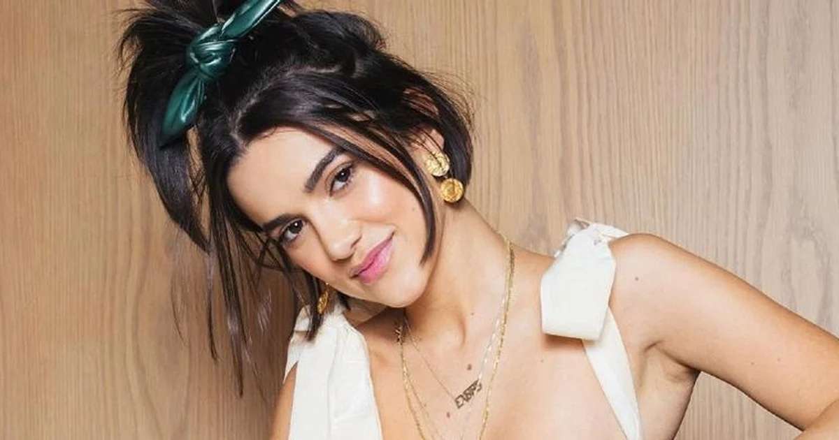 Manu Gavassi escondeu gravidez de Bruna Marquezine e fãs questionam amizade