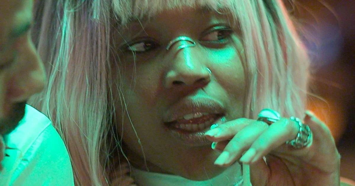 Cleo Diára, de O Riso e a Faca, é eleita Melhor Atriz na Mostra Un Certain Regard, em Cannes