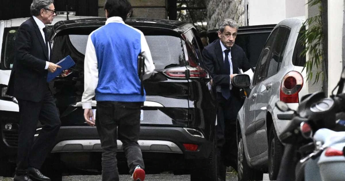 Sarkozy: ex-presidente começa a cumprir pena em prisão de Paris em 21 de outubro