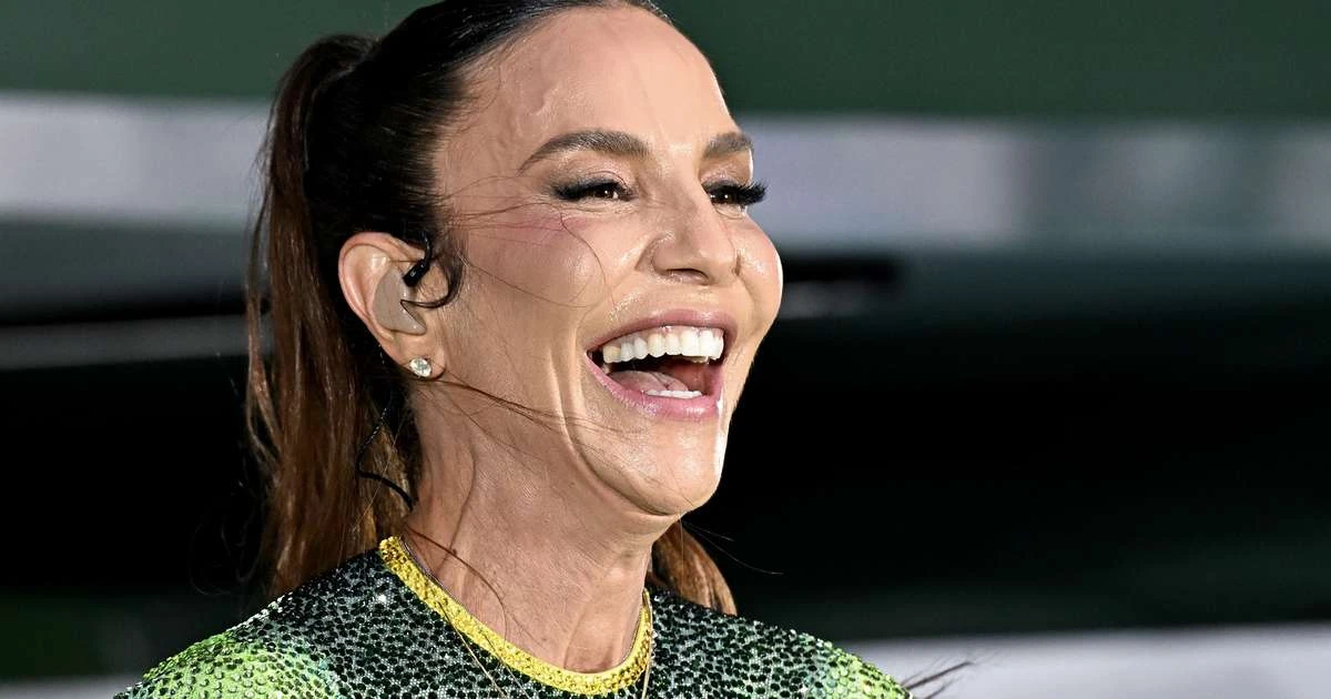 Ivete Sangalo levanta torcida em show no Maracanã em despedida da Seleção; veja fotos