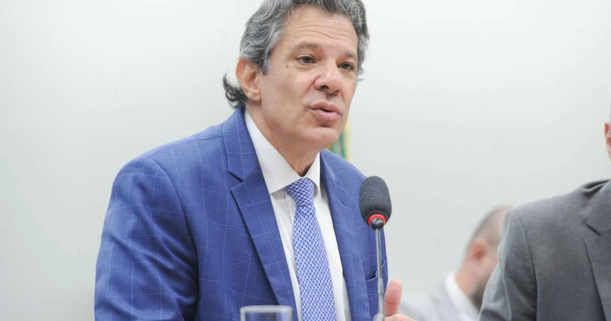 Fazenda vê PIB mais forte neste ano e aponta pequena desaceleração em 2026