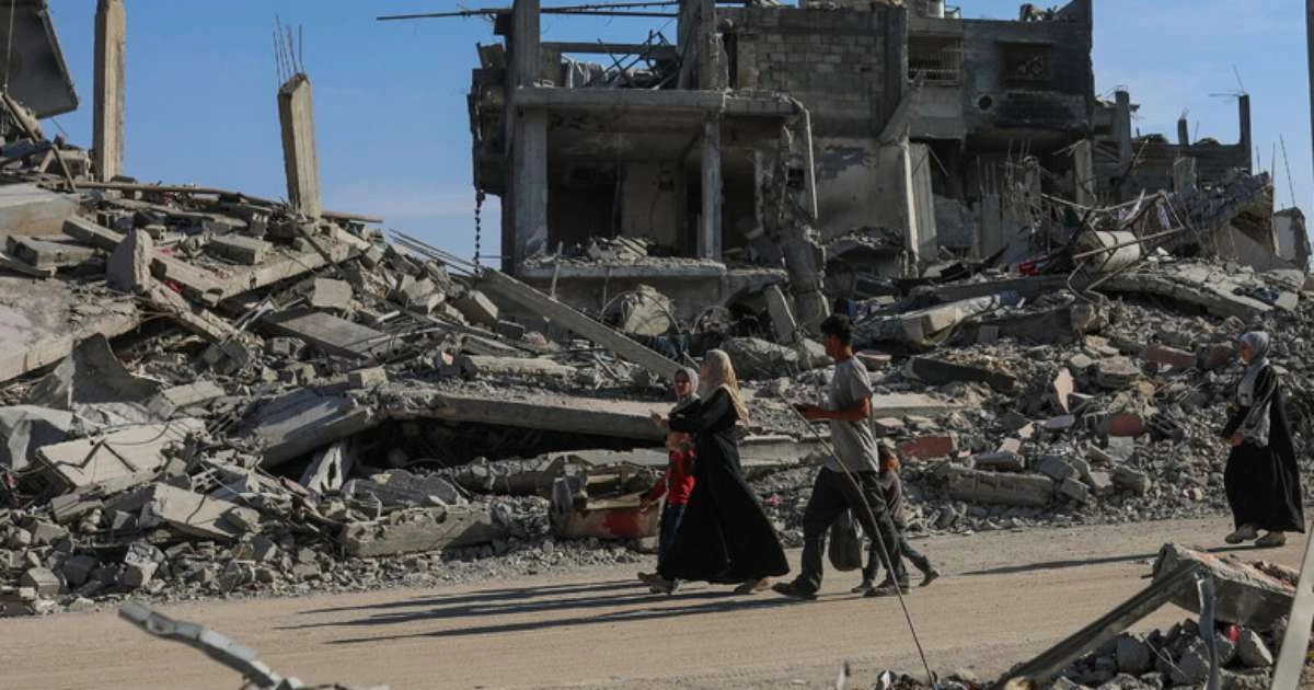 Israel continua atacando Gaza e palestinos temem retomada da guerra