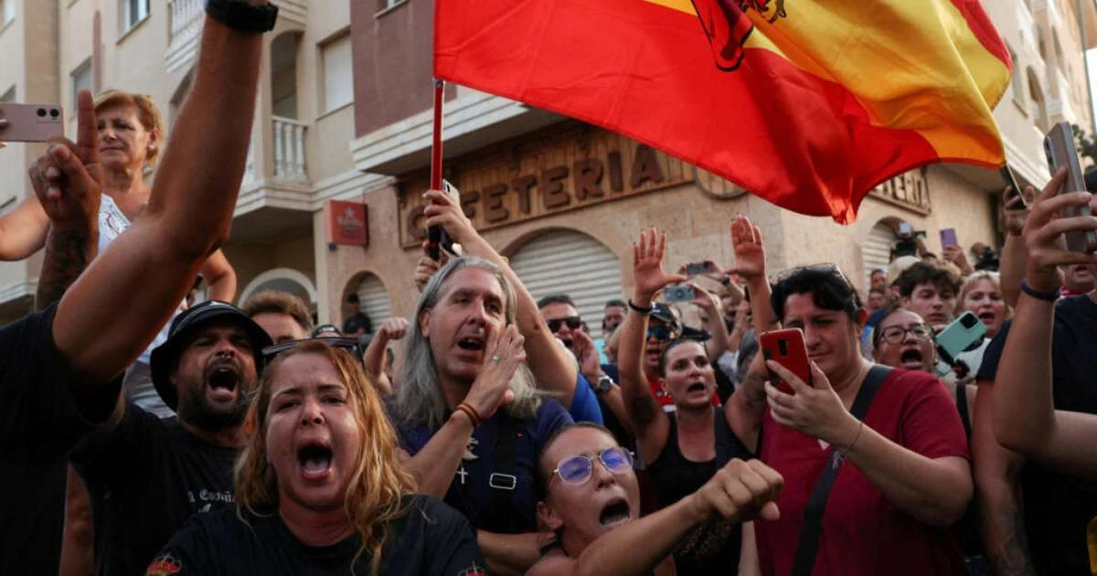 Trump perde nos tribunais dos EUA, mas extrema direita quer copiar modelo de deportações na Espanha