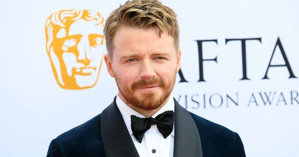 Jack Lowden negocia papel de Mr. Darcy na nova série de Orgulho e Preconceito da Netflix