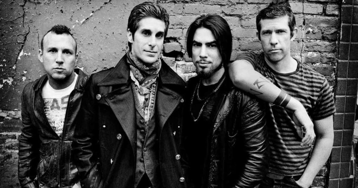 Jane's Addiction cancela turnê de retorno após violência do cantor contra guitarrista