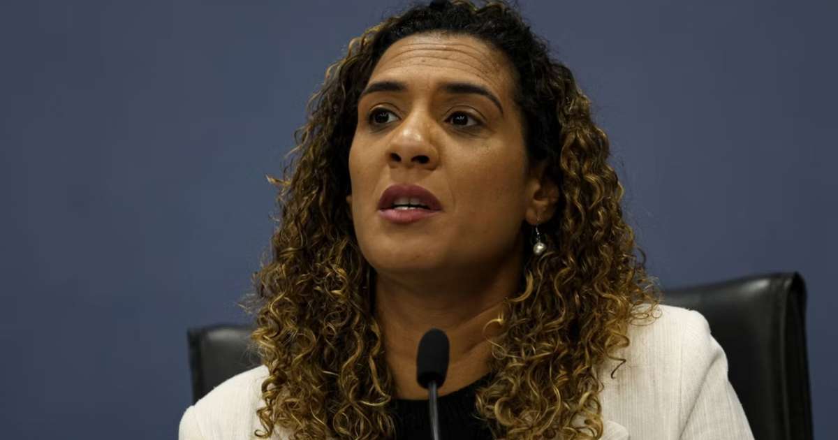 Lula dá cinco dias de férias para Anielle Franco após denúncias de assédio sexual contra Silvio Almeida