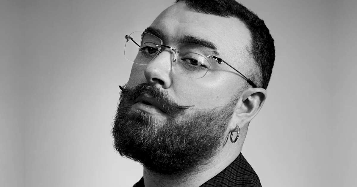 Sam Smith lança a inédita e romântica 'Love is A Stillness'