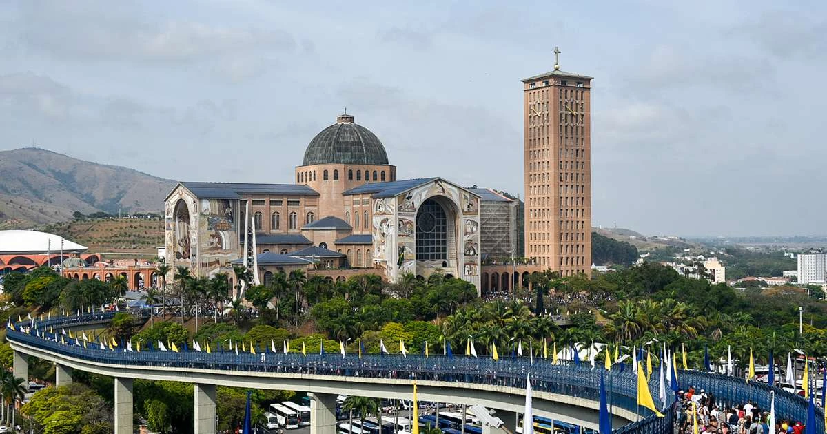 Ciclista de 63 anos morre atropelado durante romaria para Aparecida