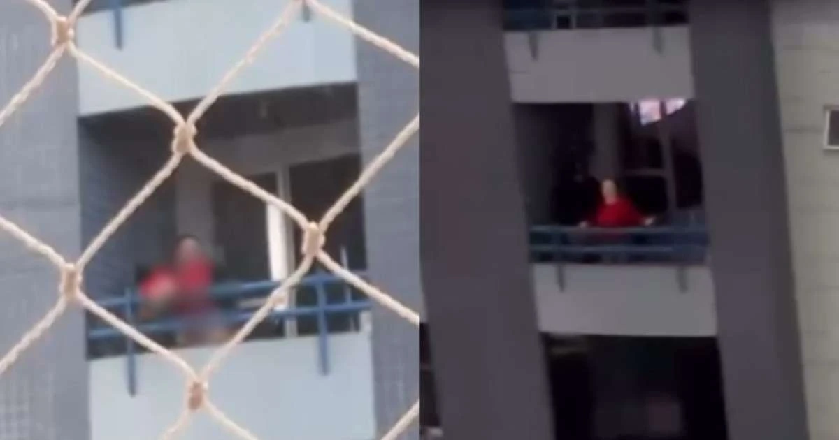 Casal transa na sacada de apartamento e vizinhos chamam a polícia: 'Só não olha, recalcada'