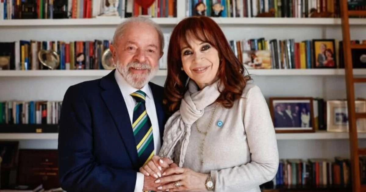 Lula visita Cristina Kirchner em prisão domiciliar e publica mensagem de apoio: 'Siga firme em sua luta por justiça'