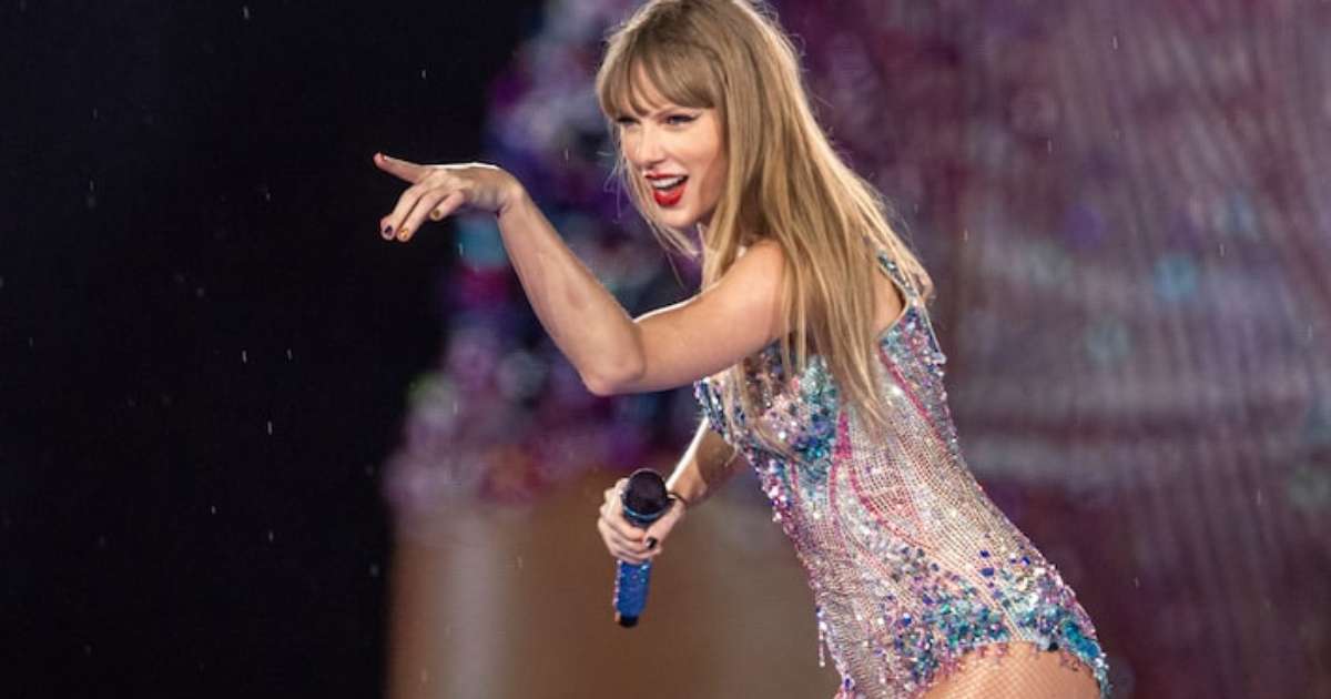 Taylor Swift: 'The Eras Tour' se torna a maior turnê da história ao arrecadar 2 bilhões dólares