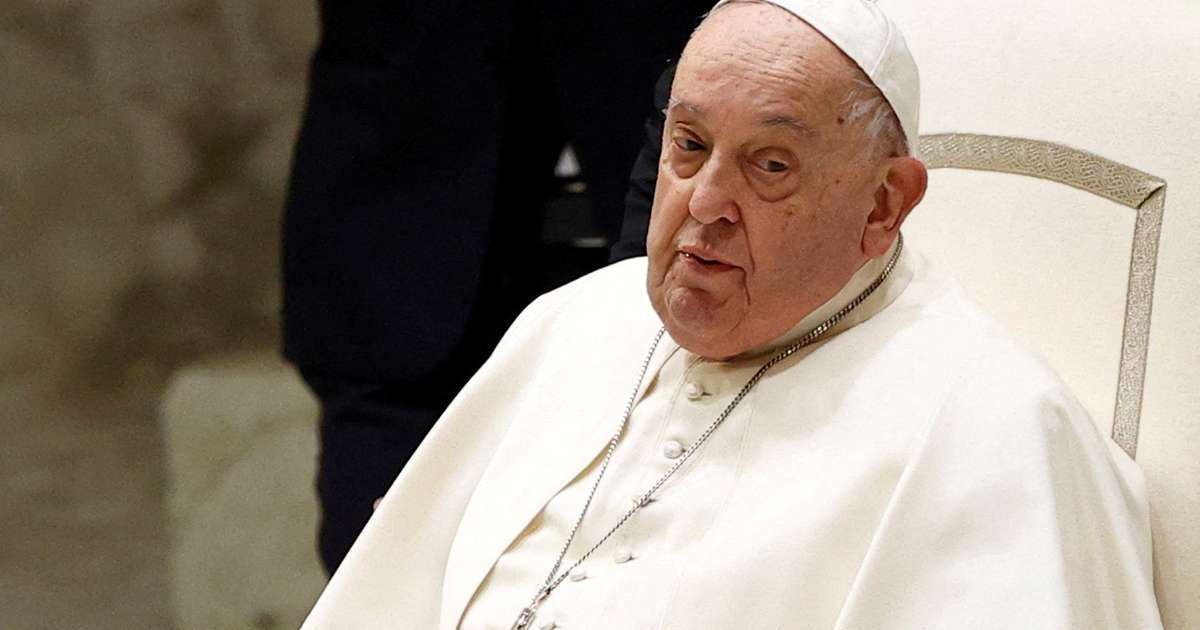 Vaticano cancela compromissos do papa no fim de semana enquanto ele enfrenta infecção 