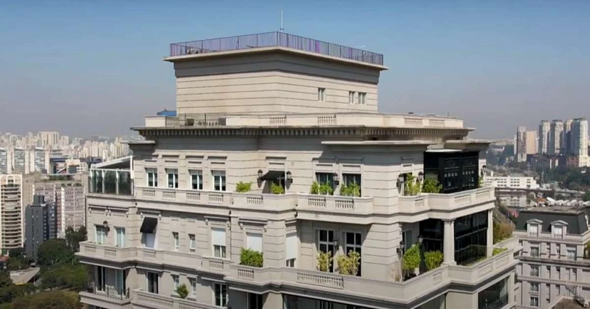 Cobertura de quase 1.500 m² de Faustão está à venda por R$ 120 milhões