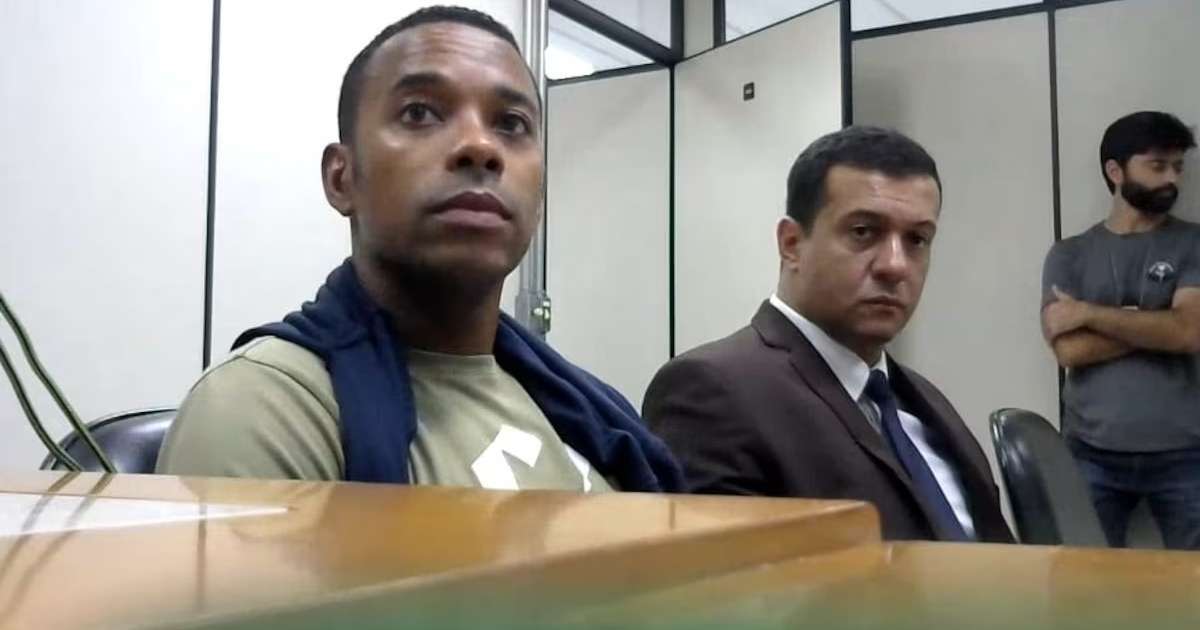 Justiça nega pedido da defesa de Robinho por menos tempo em regime fechado