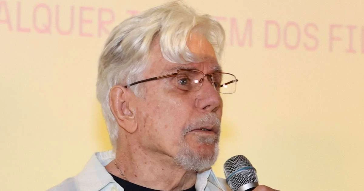 Marco Aurélio de 'Vale Tudo' original e aos 88 anos, Reginaldo Faria namora há 7 meses corretora de 39: 'Nunca tão feliz'