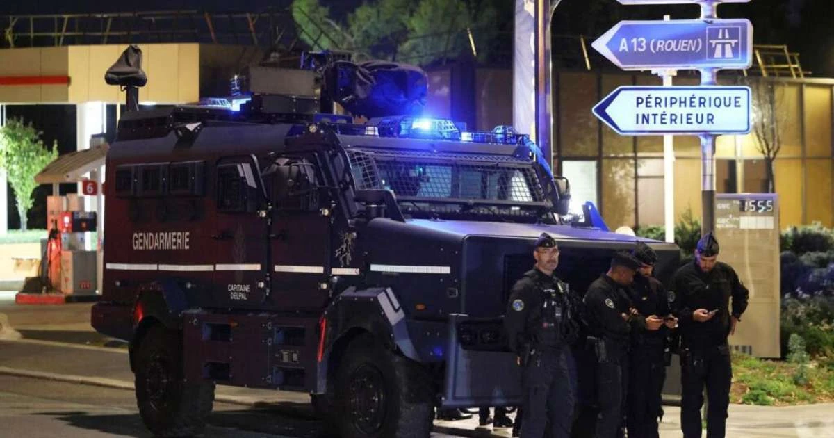 França mobiliza 80 mil agentes, blindados e drones para garantir segurança em manifestações contra austeridade