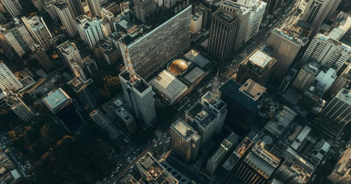 Busca por regiões de luxo impulsiona setor imobiliário em SP