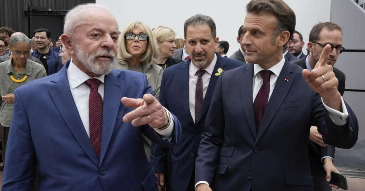 Em conversa com Macron, Lula repudia tarifas comerciais e aborda guerra na Ucrânia