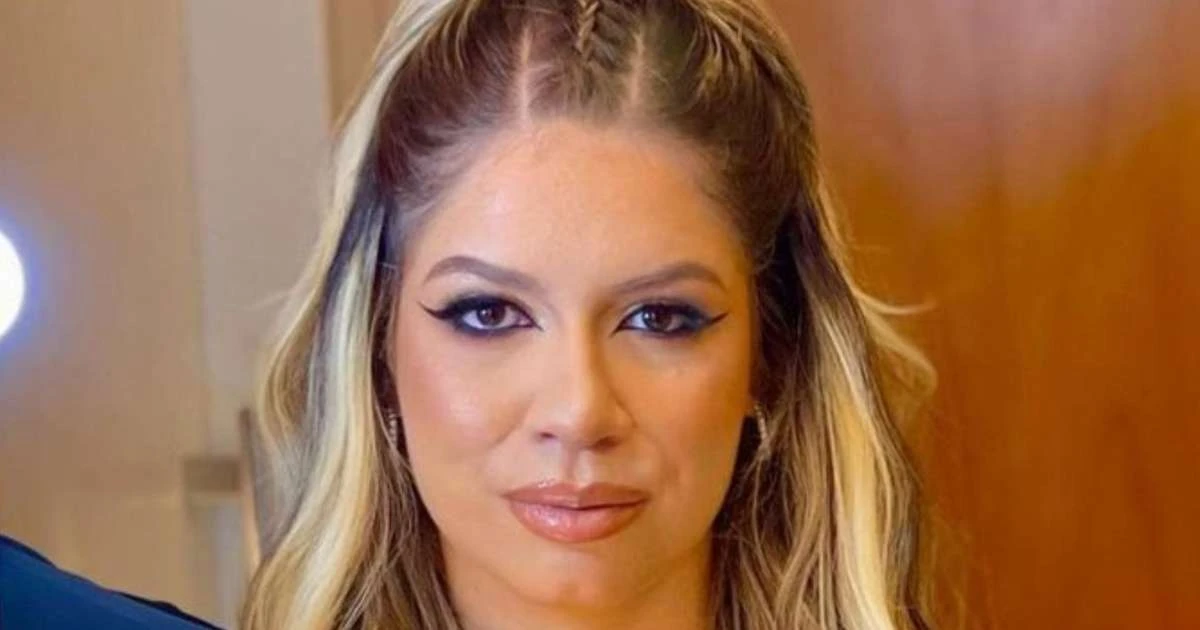 Ex-namorado de Marília Mendonça choca web com fotos inéditas da cantora: 'Minha primeira namorada'