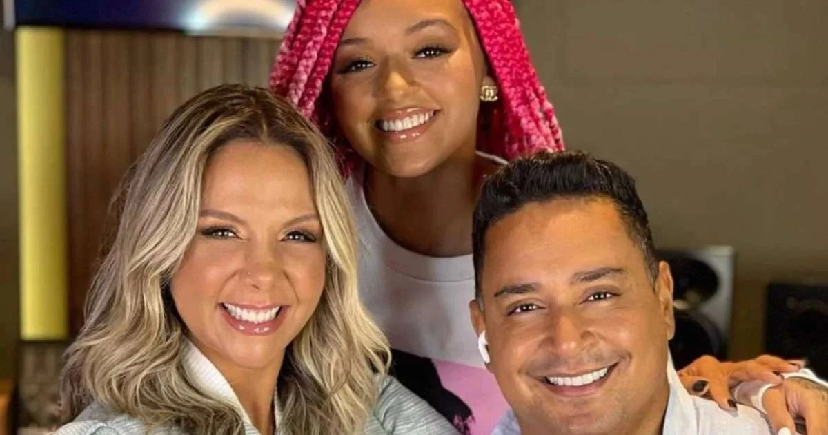 Filha de Xanddy e Carla Perez fala sobre reação dos pais quando assumiu orientação sexual