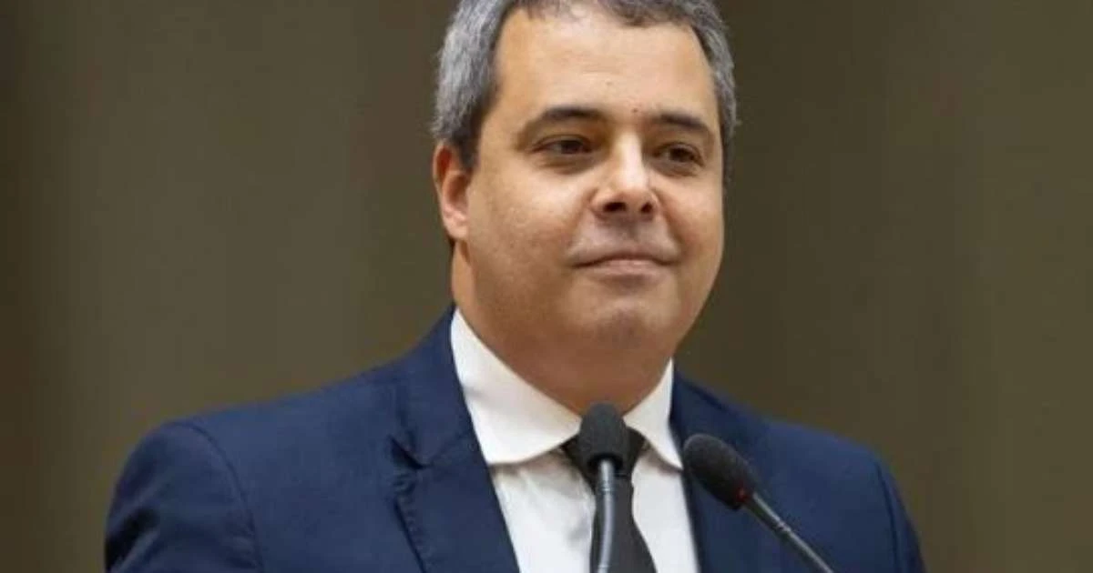 TSE barra candidatura de Pablo Melo e mantém entendimento sobre inelegibilidade de suplentes