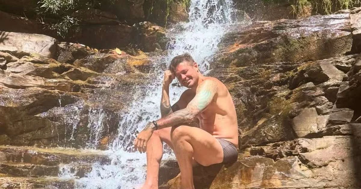 A Disney do Dado Dolabella! Ex de Wanessa Camargo e nova namorada posam juntos em local marcante para o ator em viagem por Goiás