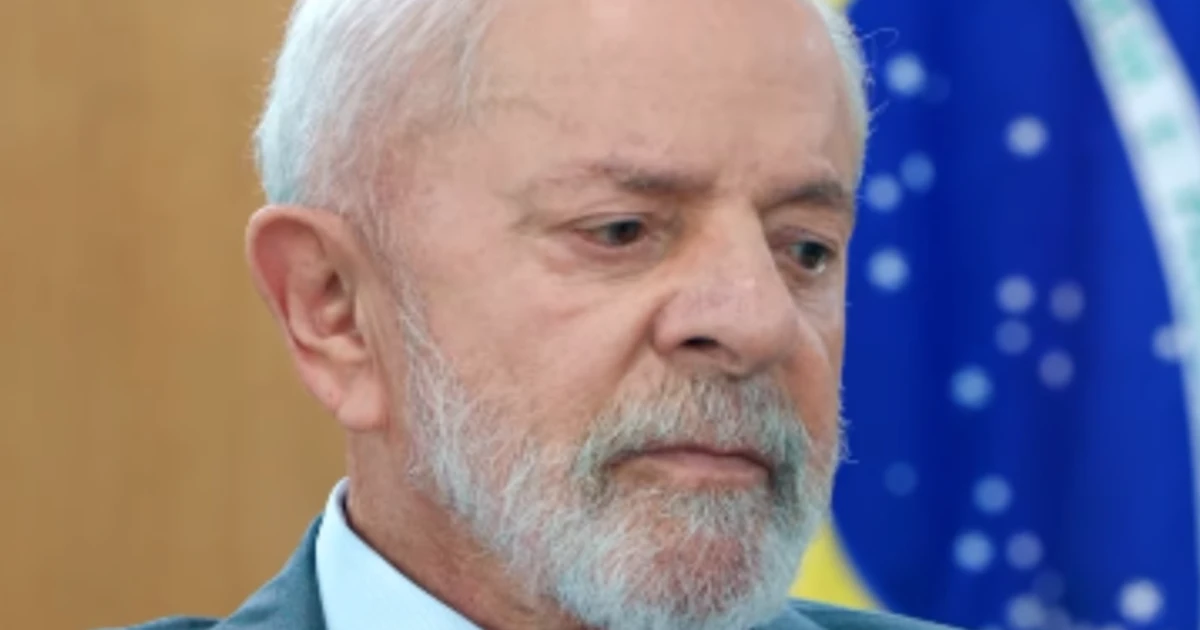 Presidente Lula revela seu salário e web não perdoa: 'Tenta viver com mil reais'
