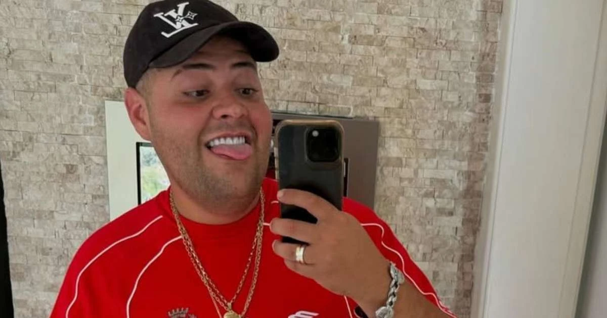 Quem é Maumau, influenciador preso por posse de arma em operação contra 'Jogo do Tigrinho' que também investiga Bia Miranda?