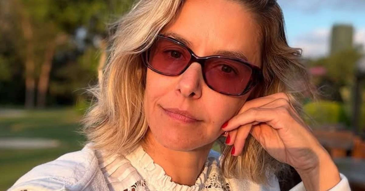 Bianca Rinaldi surpreende a web ao exibir foto rara das filhas gêmeas